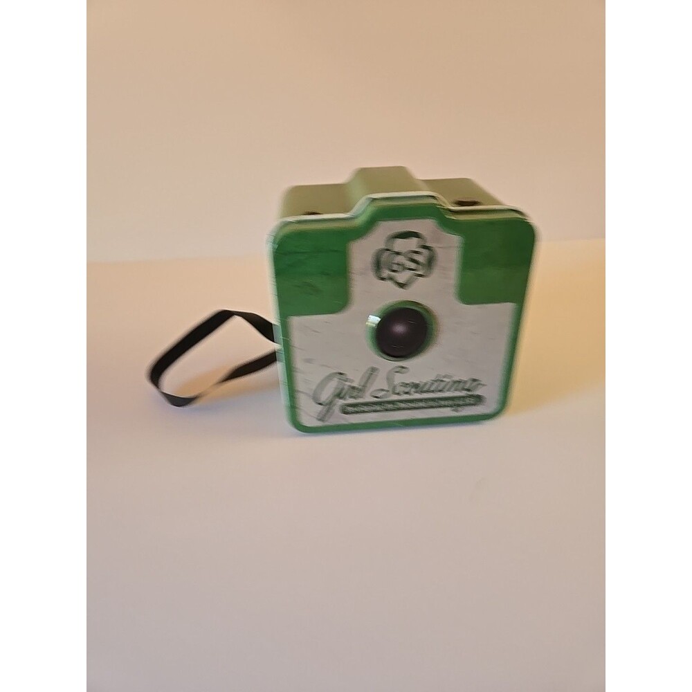Girl Scout Scouting Tin 2018 Vintage Camera Look Color Green In Great Condition